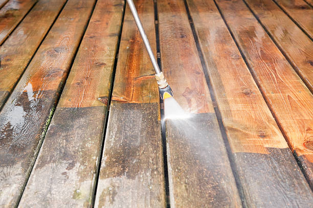 Why Choose Our Certified Pressure Washing Experts for Your Project Needs in Clifton, TN?